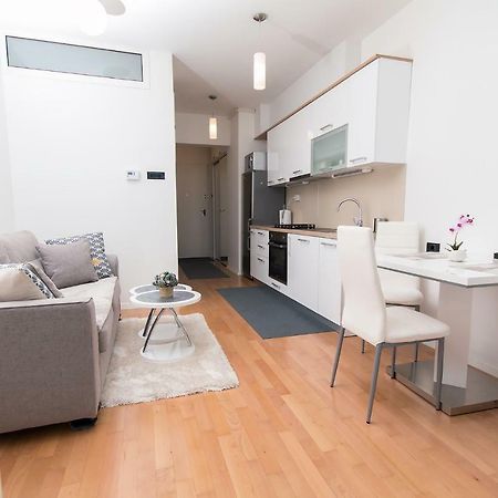Studio Apartman Bella Appartement Zagreb Buitenkant foto