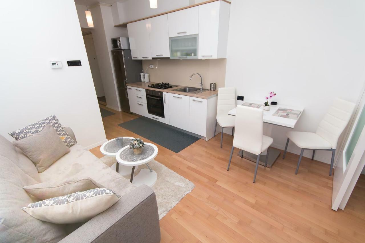 Studio Apartman Bella Appartement Zagreb Buitenkant foto